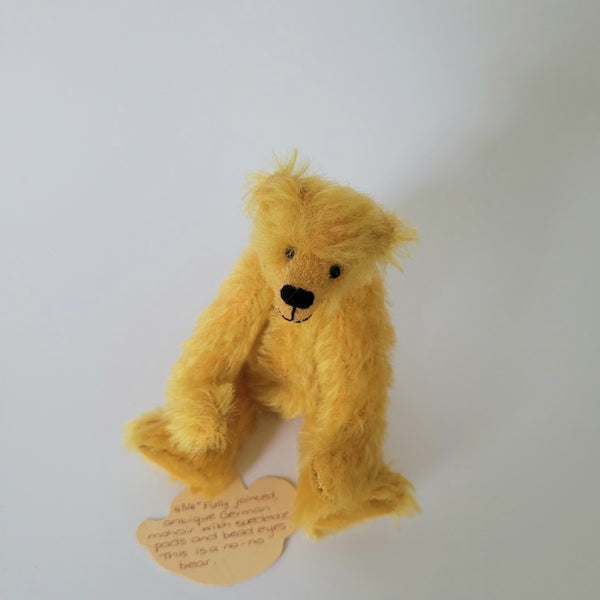 4 3/4" Woodstock a No No bear by Wendy Chamberlain of Essential Bears