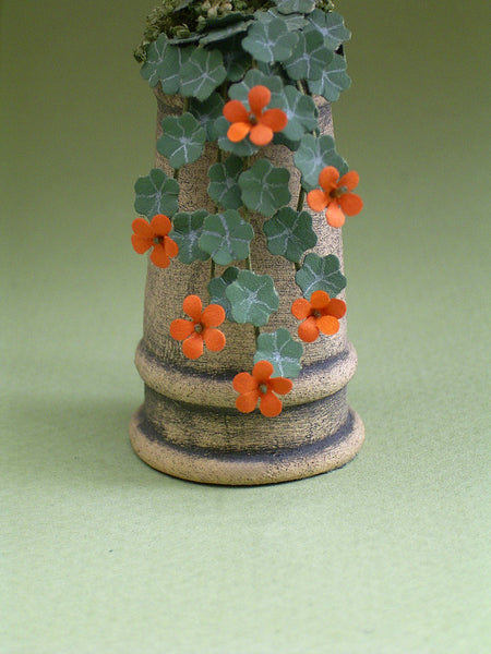 Weathered Crown Top Chimney Pot 1/12th scale