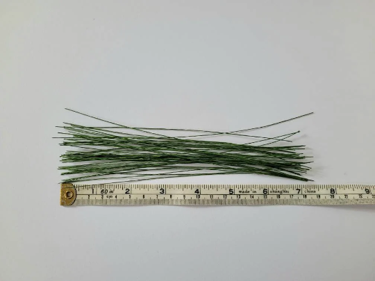 Very fine 32 gauge paper covered wire for smaller scale flower making.