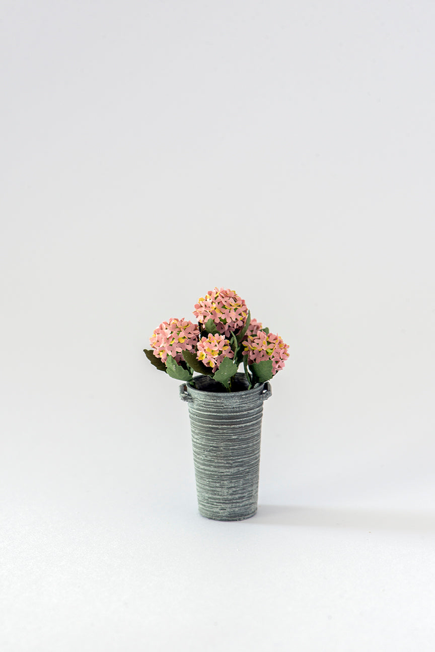 Hydrangea Flower kit for  1/12th scale Dollshouses, Miniature Florists and gardens