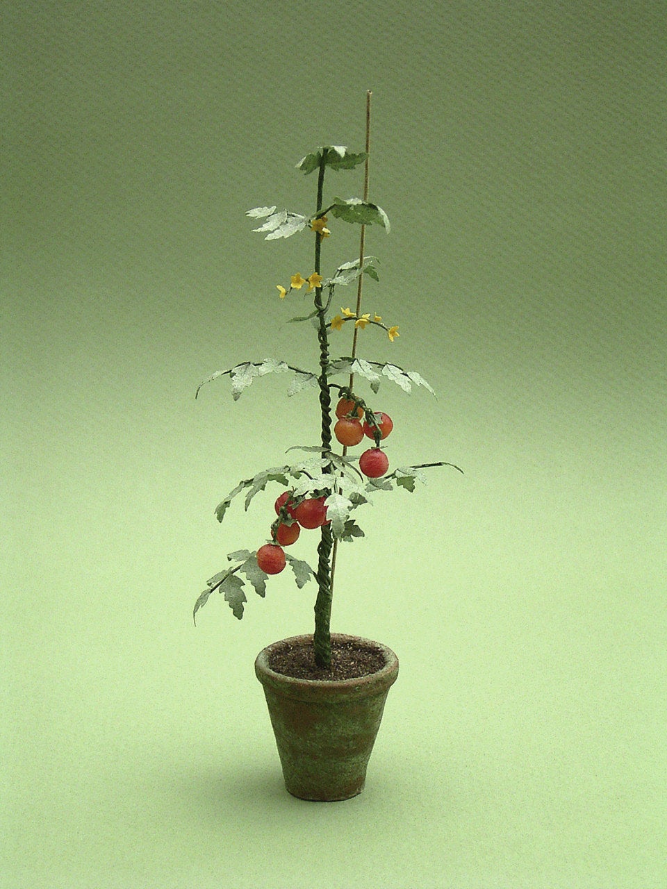 Tomato Plant Paper Vegetable Kit for 1/12th scale Dollhouses, Florists and Miniature Gardens