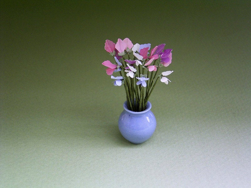 Sweetpeas Paper Flower Kit  for 1/12th scale Dollhouses, Florists and Miniature Gardens